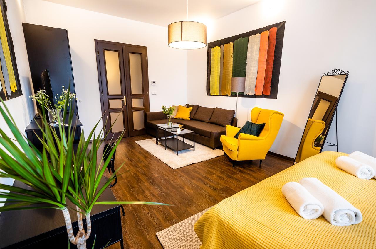 Unique Central Square Business Apt. Hradec Králové Eksteriør billede